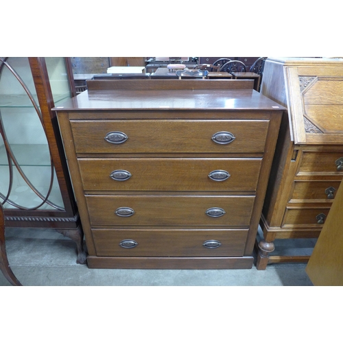 157 - An oak chest of drawers