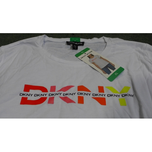 3196 - Large bag of women's DKNY rainbow print T-shirts, size XL * this lot is subject to VAT