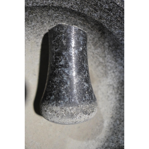 3212 - Cole and Mason Pestle & Mortar 18cm - DAMAGED  (278-218)   * This lot is subject to vat