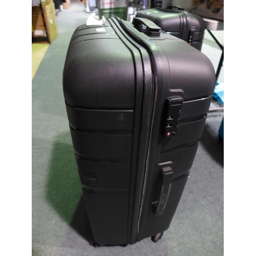 3295 - American Tourister Jetdriver Large 79cm 4-Wheel Spinner Case (278-22) * This lot is subject to VAT