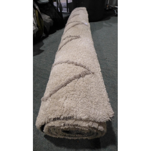 3310 - Soft Step Area Rug (160cm x 213cm) (278-53) * This lot is subject to VAT