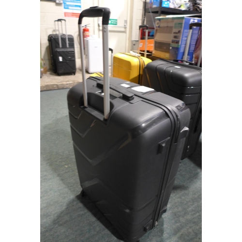 3315 - American Tourister Jet driver Large 79cm 4-Wheel Black Spinner Case (278-118) * This lot is subject ... 