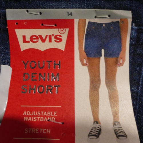 3332 - 16 Youth mixed sized Levi Navy denim shorts * this lot is subject to VAT