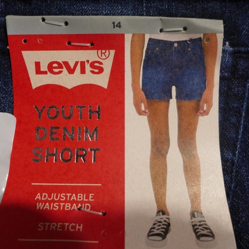 3338 - 20 Youth size 10 Levi's navy denim shorts * this lot is subject to VAT