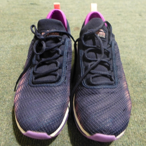 3346 - A pair of women's Skechers Skech-Air trainers (size UK 5) * this lot is subject to VAT