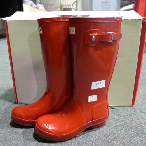 3368 - Pair of child's Red gloss Hunter Wellingtons (size UK 1) * this lot is subject to VAT