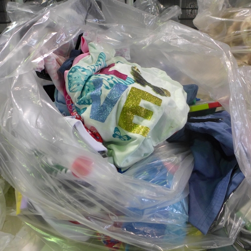 3047 - Large bag of misc. child's clothing (mixed sizes) * this lot is subject to VAT