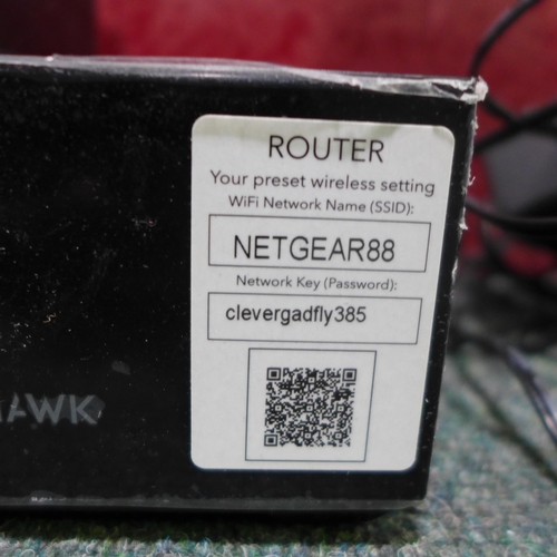 3099 - Netgear Nighthawk (MK63-100UKS), original RRP £199.99 + VAT  (278-115) * This lot is subject to VAT