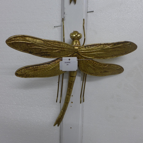 1352 - A large gold coloured dragonfly wall figure, H 27cms (TPR4314)   #