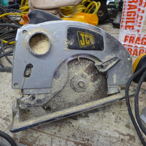 2014 - JCB 240v router and JCB circular joiner's saw - both W