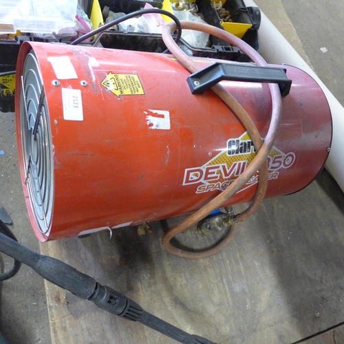 2123 - Clarke Devil 850 gas-driven space heater and jet washer