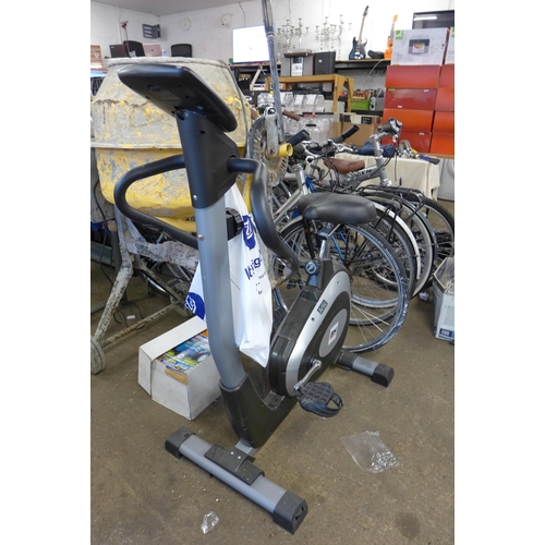 2332 - BH Arctic digital exercise bike