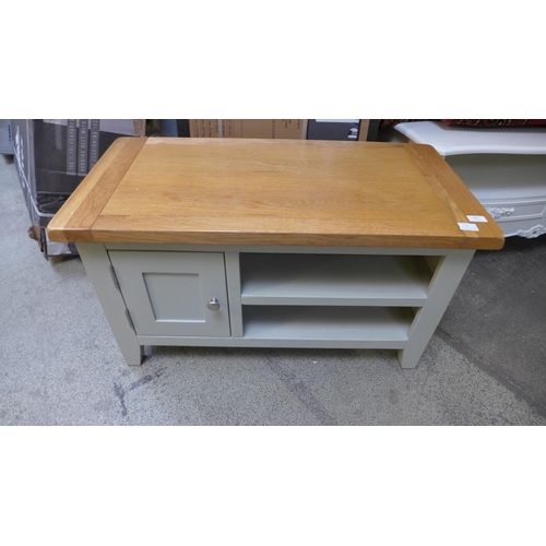 1462 - An oak and grey TV unit