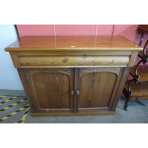 155 - A Victorian pitch pine two door kitchen cupboard