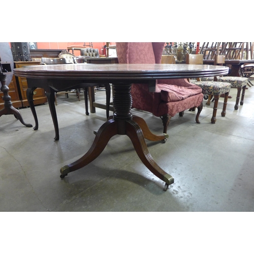 253 - A George IV mahogany tilt-top centre table