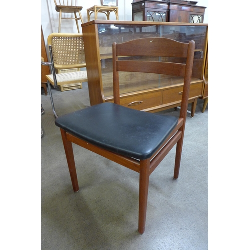 76 - A set of twelve Danish Boltinge Mobelfabrik teak dining chairs