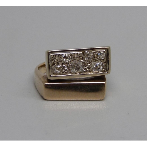 1012 - A yellow metal and six stone diamond set ring, 6.3g, L