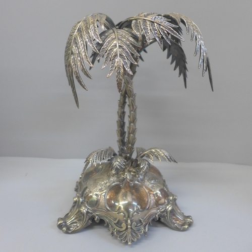 609 - A plated palm tree centrepiece, 28cm