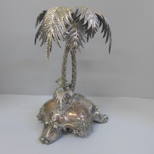 609 - A plated palm tree centrepiece, 28cm