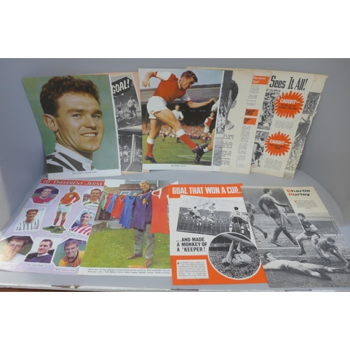 645 - Signed football magazines and pictures including Alan Ball, Ron Flowers, etc. (19)