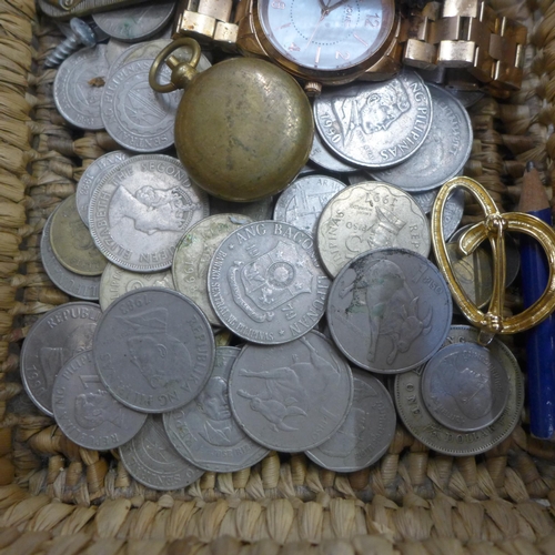 719 - Coins, costume jewellery, etc.