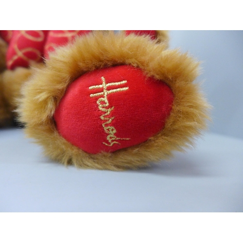 737 - A Harrods Teddy bear hand puppet and a mohair replica 1912 Steiff Teddy bear