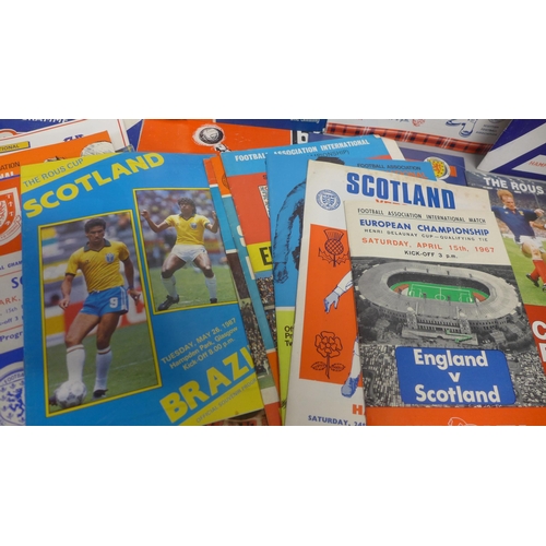 745 - Football memorabilia; Scotland International programmes home and way 1960 onwards (37)