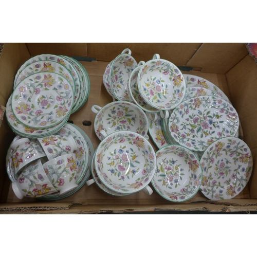 768 - A collection of Minton Haddon Hall china, 32 pieces