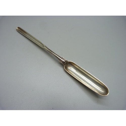 842 - A Victorian silver marrow scoop, London 1871, George Adams, 49g, 20.5cm