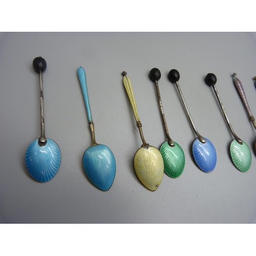 846 - Ten silver and enamel spoons, (5, one a/f, 4, all four a/f, and 1, a/f)