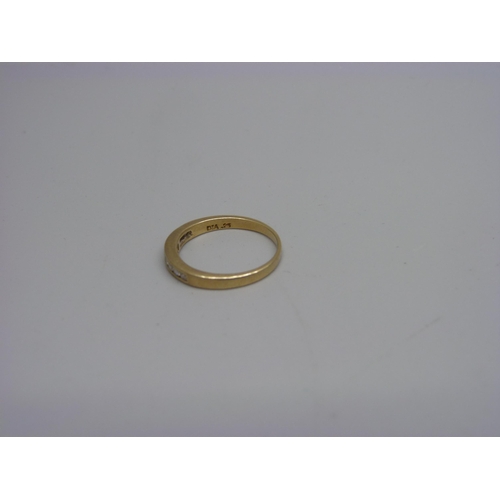 970 - A 9ct gold and diamond ring, 1.8g, N