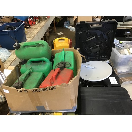 2133 - Five plastic petrol cans and 2 caravan satellite dish kits by Ross Electrics