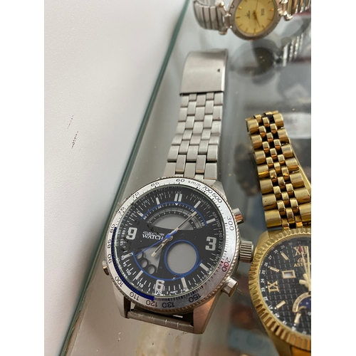 2187A - 6 assorted watches