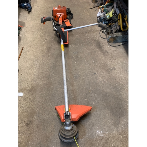 2010 - Husqvarna 235R petrol-driven strimmer - W