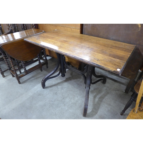 132 - A beech bentwood pub table