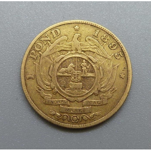 1089 - An 1895 South Africa 1 Pond gold coin, 7.8g