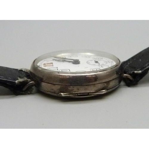 1112 - A silver WWI military trench wristwatch, import mark for London 1918