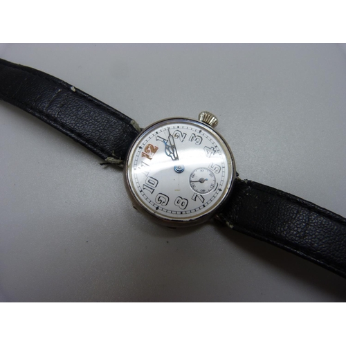 1112 - A silver WWI military trench wristwatch, import mark for London 1918