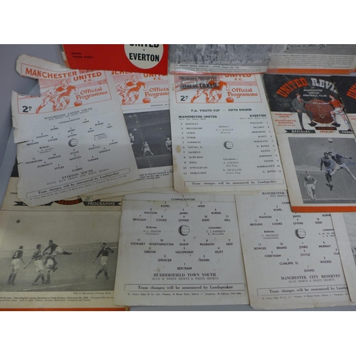 629 - Manchester United programmes 1948-1960's, 37 in total including The Reserves Youth Team, etc., some ... 