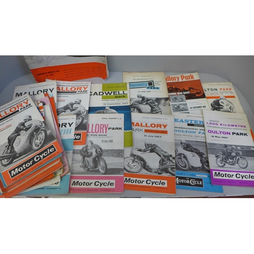 663 - Motorcycle magazines, racing programmes etc.