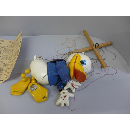 771 - A Donald Duck Pelham puppet