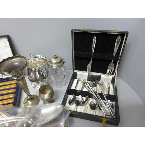 834 - A collection of three boxed cutlery sets and other silver plated cutlery and items