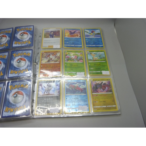 847 - 126 Pokemon Holo/Reverse Holo cards from multiple sets, including Astral Radiance, Evolving Skies, C... 