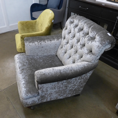 1330 - A mink velvet buttoned armchair