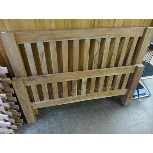 1524 - A Harley double size bed frame