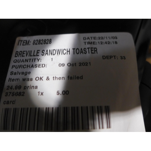 3009 - Breville Sandwich Toaster (279-391)   * This lot is subject to vat