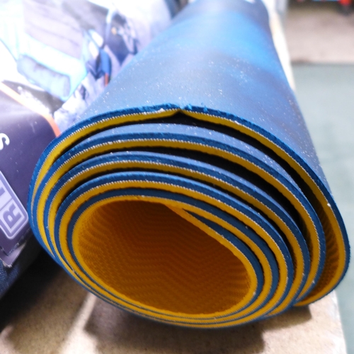 3050 - Lole Yoga Mat Black Iris and Rio Brands Hammock Chair   (279-59,60)   * This lot is subject to vat