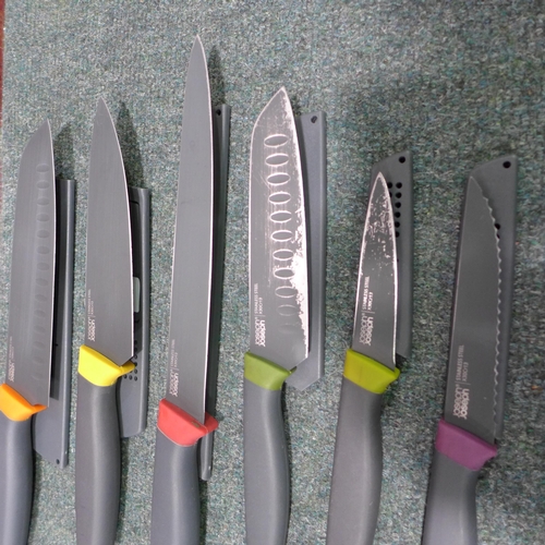 3101 - Joseph Joseph Elevate Knives 6 (279-330)   * This lot is subject to vat