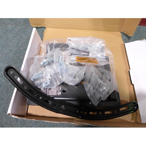 3107 - Sanus Medium Wall Mount  22-55  SMF218-B2   (279-281)   * This lot is subject to vat