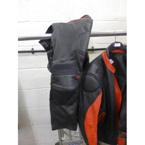 2200 - Leather BTK biker suit